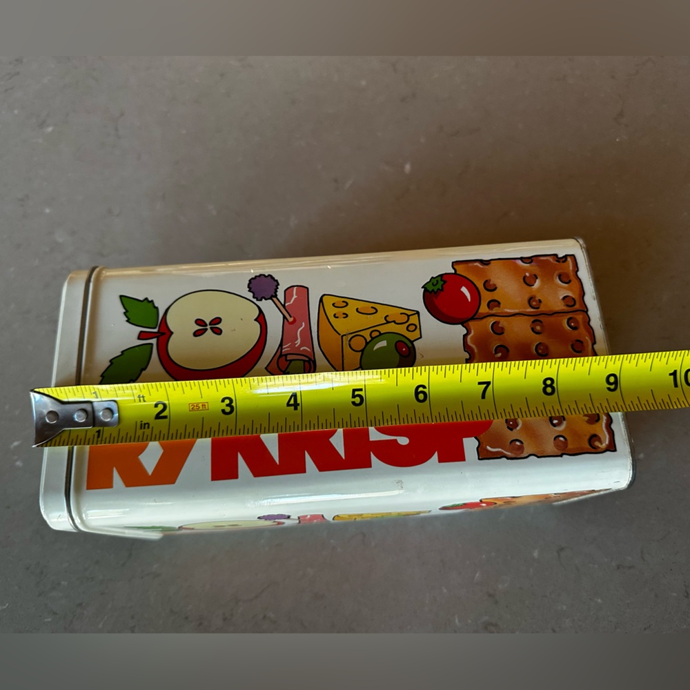 Vintage RyKrisp Cracker Storage Tin with Colorful Graphics 1980 - Picture 6 of 6